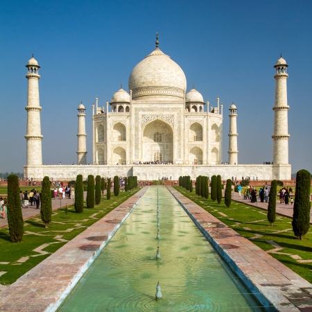 View of Taj Mahal, Agra, Uttar Pradesh, Indiaのeditorial素材