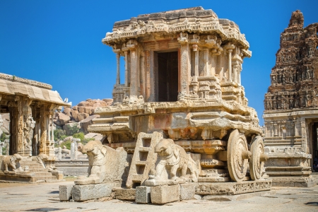 Chariot and Vittala temple at Hampi, Indiaの写真素材