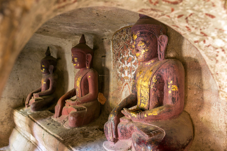 Buddha statues in Pho Win Taung Caves in Monywa, Mandalayのeditorial素材