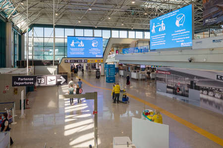 Departure terminal 3 in Rome Fiumicino Airport at the first day after Covid 19 pandemic lockdown in Italyのeditorial素材