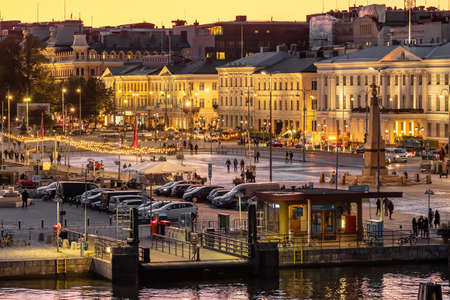 Helsinki cityscape at twilight, Finlandの写真素材