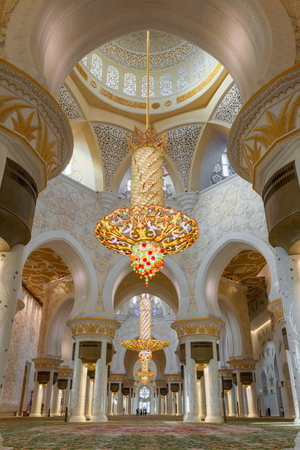Interior of the Sheikh Zayed Mosque and biggest in the world chandelier in Abu Dhabiのeditorial素材