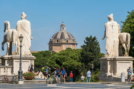 Unidentified people on the Capitolium Hill or Piazza del Campidoglio in Rome, Italyのeditorial素材