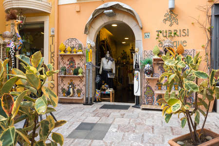 Colorful boutique shop in Sicily, Italy.のeditorial素材
