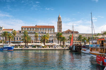 Cityscape of the Split old town in Croatia.のeditorial素材