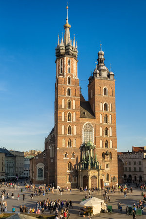 Basilica of St. Mary and Market Square in Krakow, Polandのeditorial素材