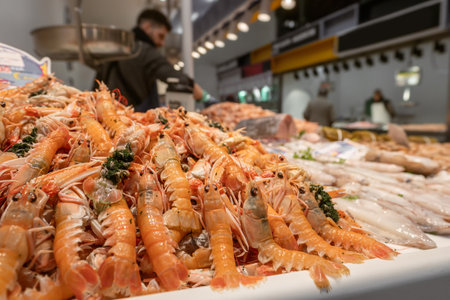 Close-up of fresh prawns on a market stall in the central Atarazanas market in Malaga, Spain.の写真素材