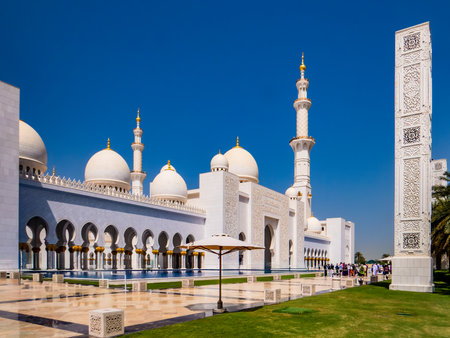 Abu Dhabi. Sheikh Zayed mosque in Abu Dabi, UAE. Sheikh Zayed mosque is the largest in UAE.の写真素材
