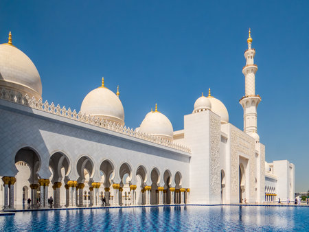 Abu Dhabi. Sheikh Zayed mosque in Abu Dabi, UAE. Sheikh Zayed mosque is the largest in UAE.の写真素材