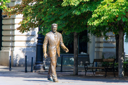 Budapest, Hungary. Bronze statue of Ronald Reagan walking through Liberty Square, commemorating his role in ending the Cold War and symbolizing freedom and US Hungarian friendship.の写真素材