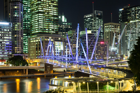 BRISBANE, AUSTRALIA - September 28, 2016: The Kurilpa footbridge links the Roma Street area of the CBD with BrisbaneÃ¢ï¿½ï¿½s South Bank.のeditorial素材
