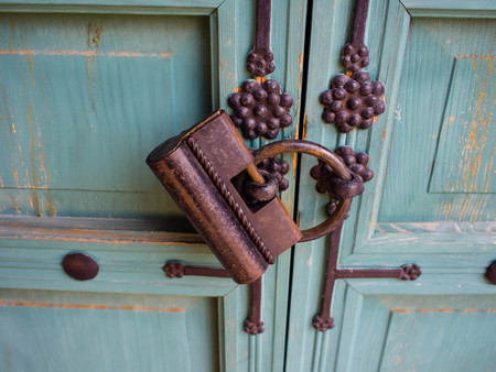 Antique Korean style Lock on the doorの写真素材