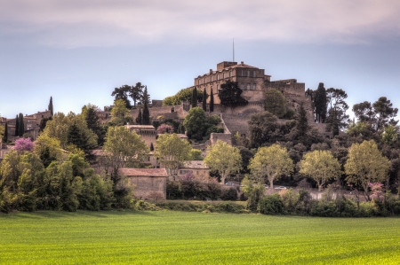HDR image of the Chateau of Ansouis in the southern region of Provence, France  のeditorial素材