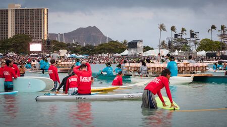 HONOLULU, HAWAII/USA â MAY 28, 2018: Lantern floating ceremony at Ala Moana Beach Park on Magic Island in downtown Honolulu, Oahu, Hawaii, USA. This is an annual Memorial Day event that gathers 50,000 people from around the globe.のeditorial素材