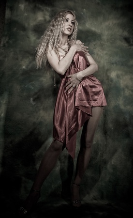 studio portrait of blonde womanの写真素材