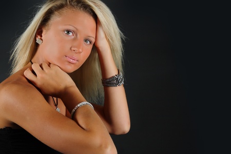 studio portrait of blonde womanの写真素材