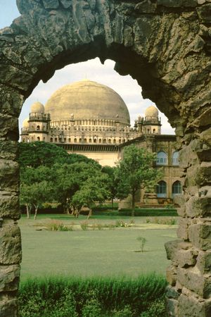 World famous Gol Gumbaz having famous whispering gallery, Bijapur, Karnataka, India, Asiaの写真素材