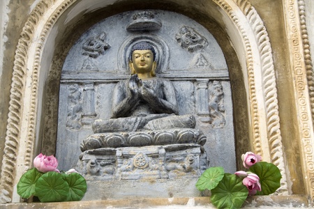 Panel of sermonizing Buddha in Mahabodi Temple, Bodhgaya, Bihar, India, Asiaの写真素材
