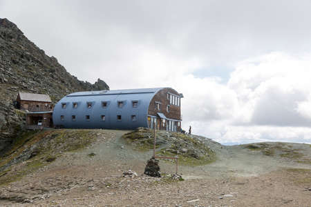 Rocky mountain near the Stuedl hut, wich looks a bit like the "barrel of Diogenes". On a way to the Grossglockner rock summit in Austrian Alps, Kals am Grossglockner, Austriaのeditorial素材
