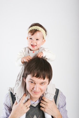 The little girl lives off the happy father
の写真素材