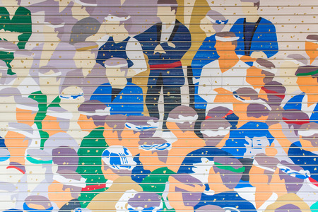 Art painting in tourists shop souvenir street at the Senso-ji Temple.のeditorial素材