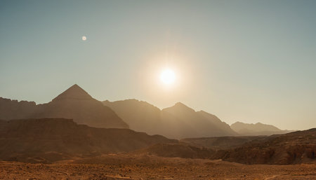 Sunset over the mountains in Wadi Rum, Jordan. Panoramaの素材