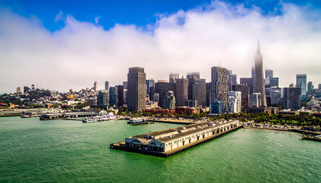 Aerial view of San Francisco skyline at day time, California, USAの素材