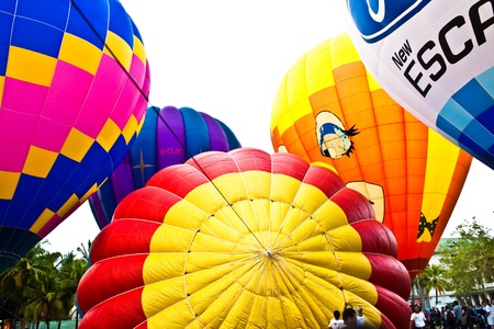 atmosphere of hot air balloon festival in Thailand International Ballon Festival 2011のeditorial素材
