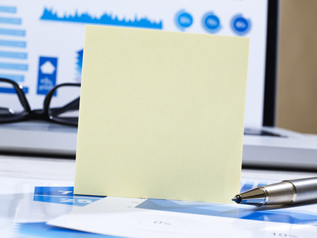 sticky note on office table