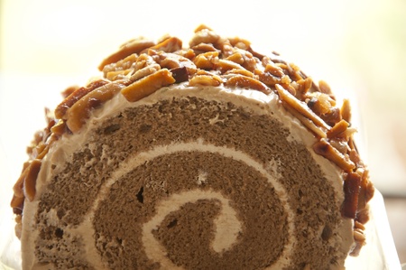 Roll coffee cake with Almonds