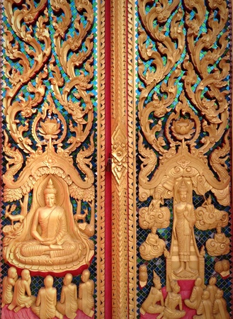 Temple door in Thailandの素材