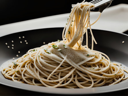 Capture the essence of Spaghetti Cacio E Pepe in a mouthwatering food photography shotの素材