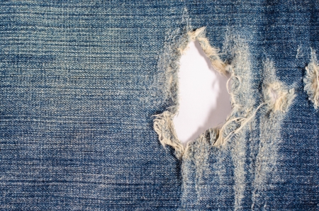 Tear jean