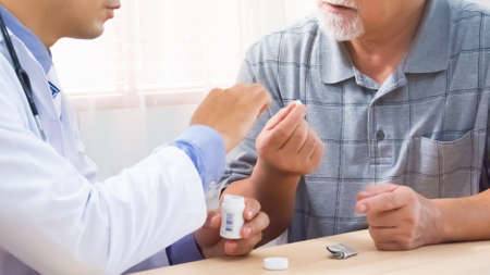 Doctors are recommending medication Provide health advice to patientsの写真素材