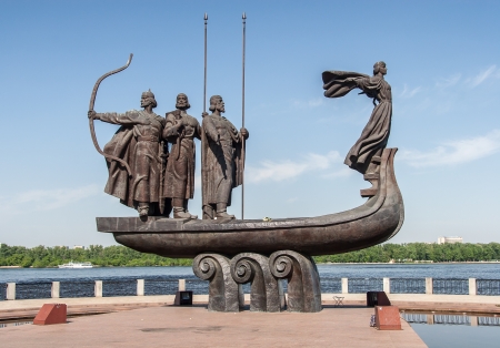 Monument to founders of Kiev: Kiy, Schek, Khoryv and Lybidの写真素材