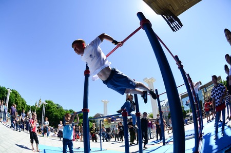 KHARKIV, UKRAINE - 27 MAY, 2018: Street workout show during the annual festival of street cultures.のeditorial素材