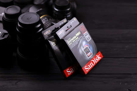KHARKOV, UKRAINE - JANUARY 12, 2021: SanDisk Extreme pro sdhc 32gb new memory card for photo cameras and video recording devicesのeditorial素材