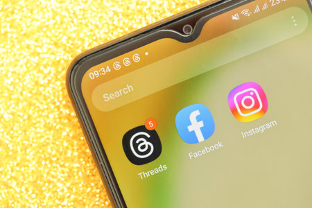 KYIV, UKRAINE - JULY 7, 2023 Threads by Meta application on display of Samsung smartphone on tableのeditorial素材