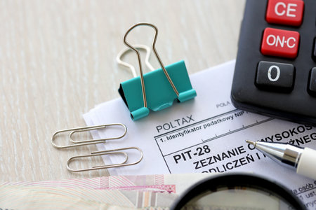 Declaration of amount of income obtained, amount of deductions made and lump sum due from recorded...