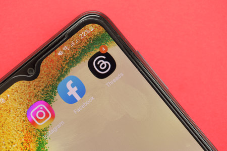 KYIV, UKRAINE - JULY 7, 2023 Threads by Meta application on display of Samsung smartphone on tableのeditorial素材