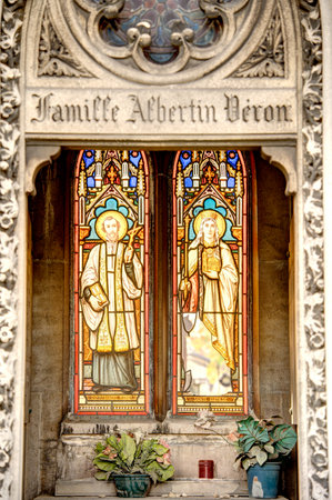 in london old  church               religion and sunlightの写真素材