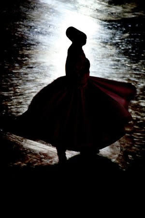 Mevlana dervishes dancing in the museum, konyaの写真素材