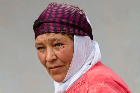 Portrait of a Kurdish woman in traditional head dress, in Diyarbakir, Turkey.のeditorial素材