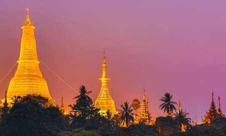 Shwedagon Pagoda in Yangon, Myanmarの写真素材