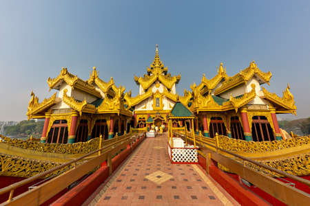 Karaweik Palace in Kandawgyi Royal Lake, Yangon, Myanmarの写真素材