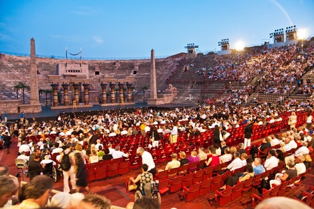 VERONA, ITALY - August  5: people are waiting for the start of the opera in the arena of verona August 05,2009, Verona, Italy.のeditorial素材