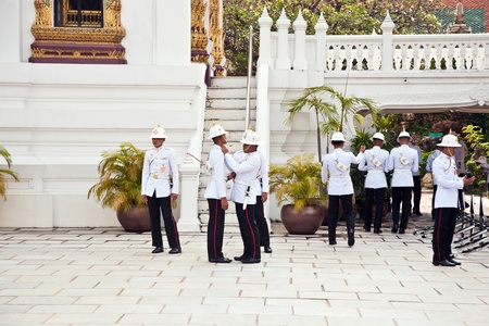 BANGKOK, THAILAND - JANUARY 5: Parade of the kings Guards, in the Grand Palace, Changing the Guard January 5, 2010 in Bangkok, Thailandのeditorial素材