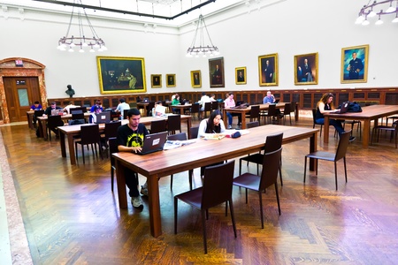 NEW YORK CITY - JULY 10: New York Public Library is the third largest public library in North America used by more than 9000 people a day on July 10, 2010 in New York City. John Billings planned the library in 1911.のeditorial素材