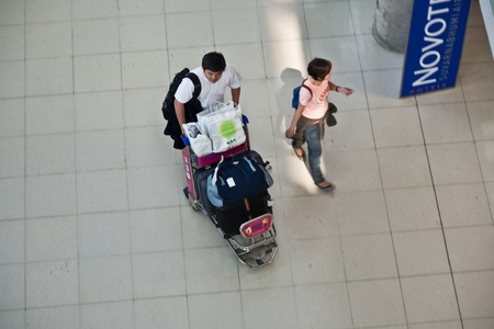 BANGKOK - MAY 12: A general view of Suvarnabhumi International Airport on May 12, 2008 in Bangkok. The airport is 18th busiest in the world (by passenger traffic).のeditorial素材