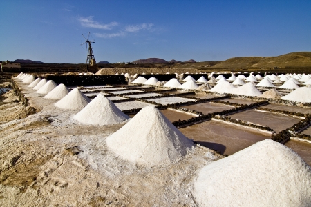 Salt piles on a saline exploration in Janubio, Lanzaroteの写真素材